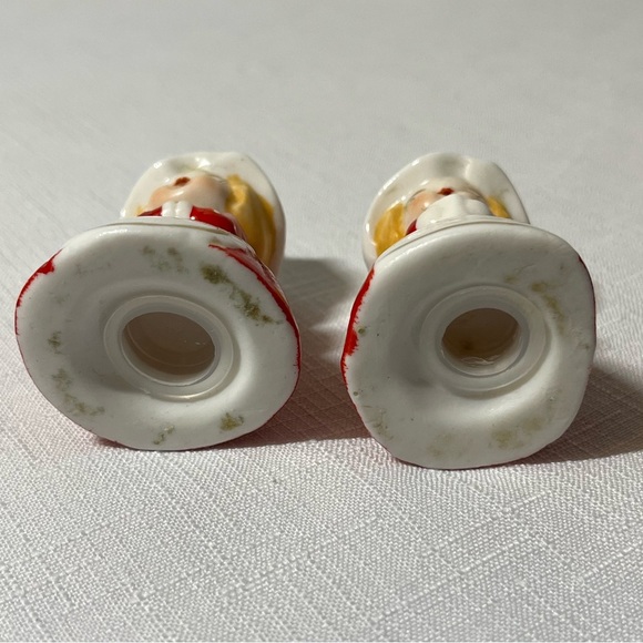 Vintage Christmas Girl Elf Pixie Gnome Salt Pepper Shakers Napco Kitschy Brinn’s - Picture 3 of 4